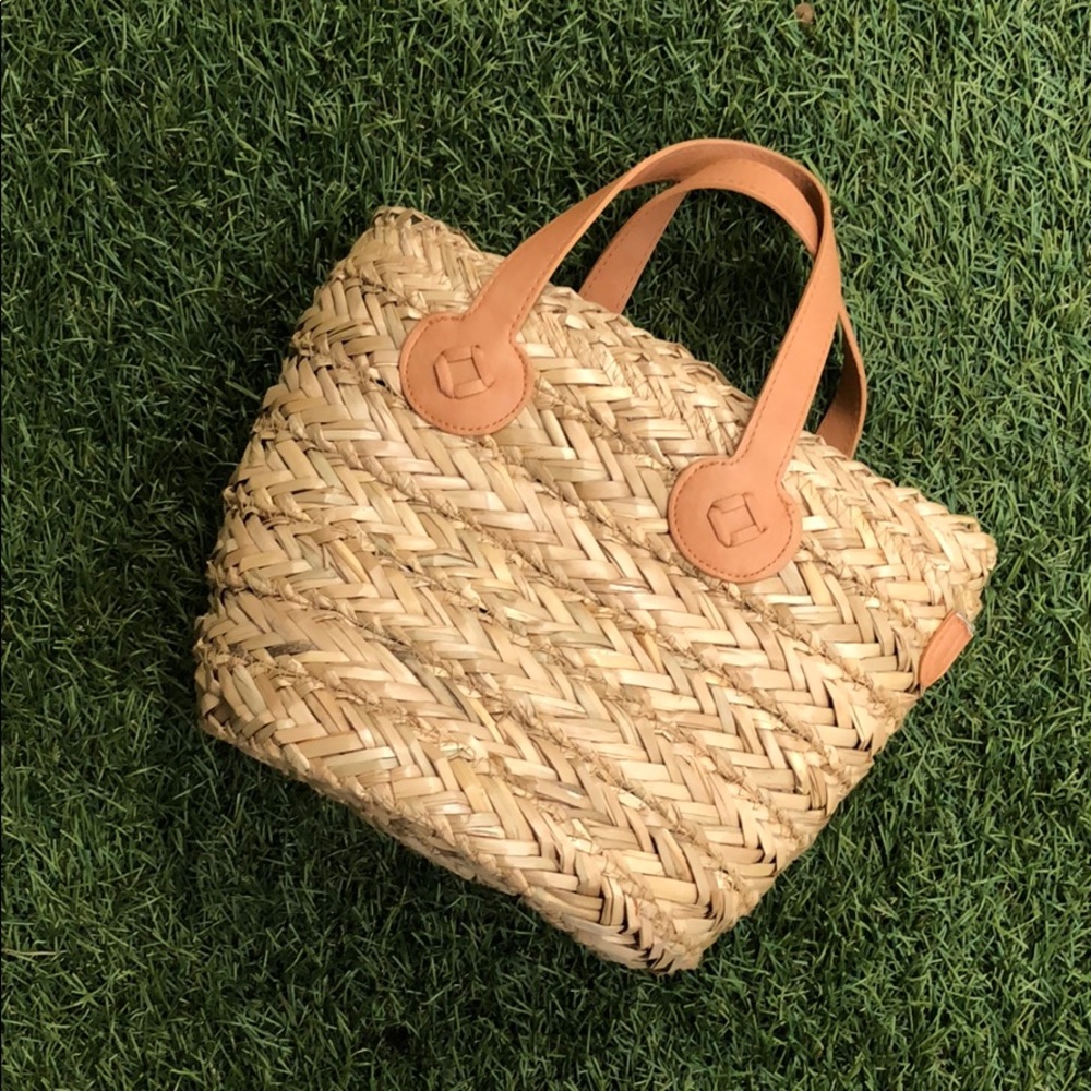Straw Tote Bag